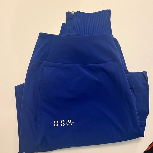 Nike team USA track pants size medium women’s - Picture 3 of 5